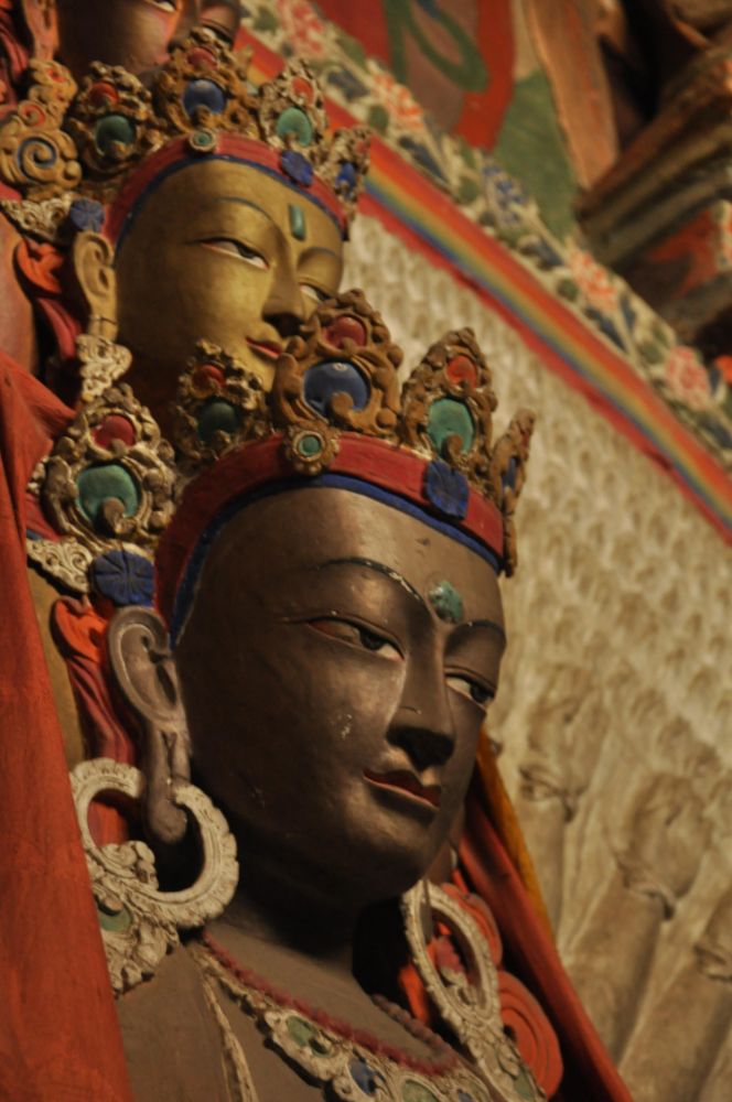 Statue du bodhisattva monastère architecture Ladakh