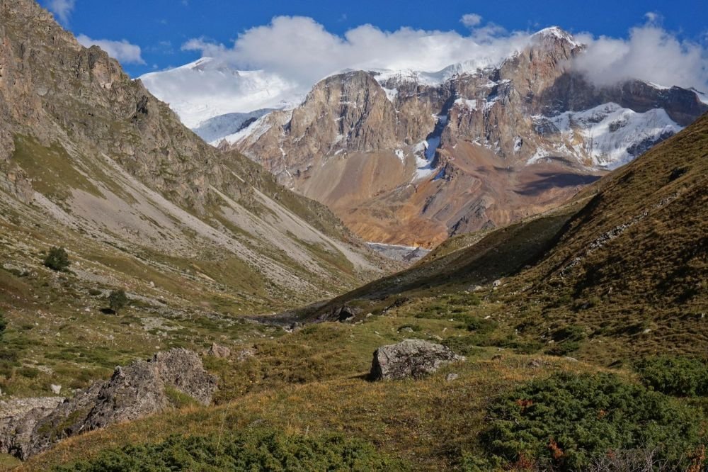 Grand trek autour du mont Elbrouz