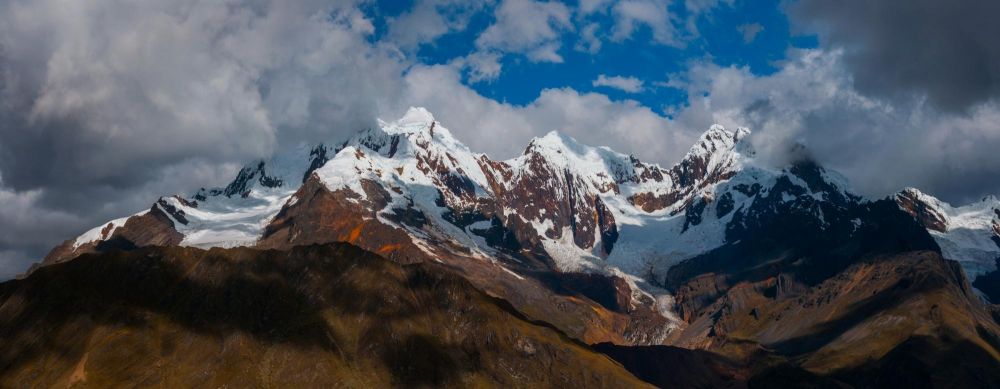 vue du col de Huillca, Cordillère Blanche, Pérou