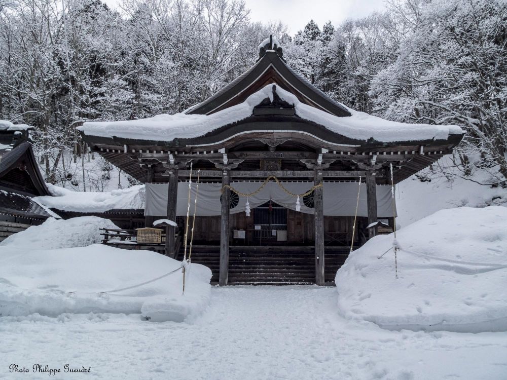 Temple sous la neige