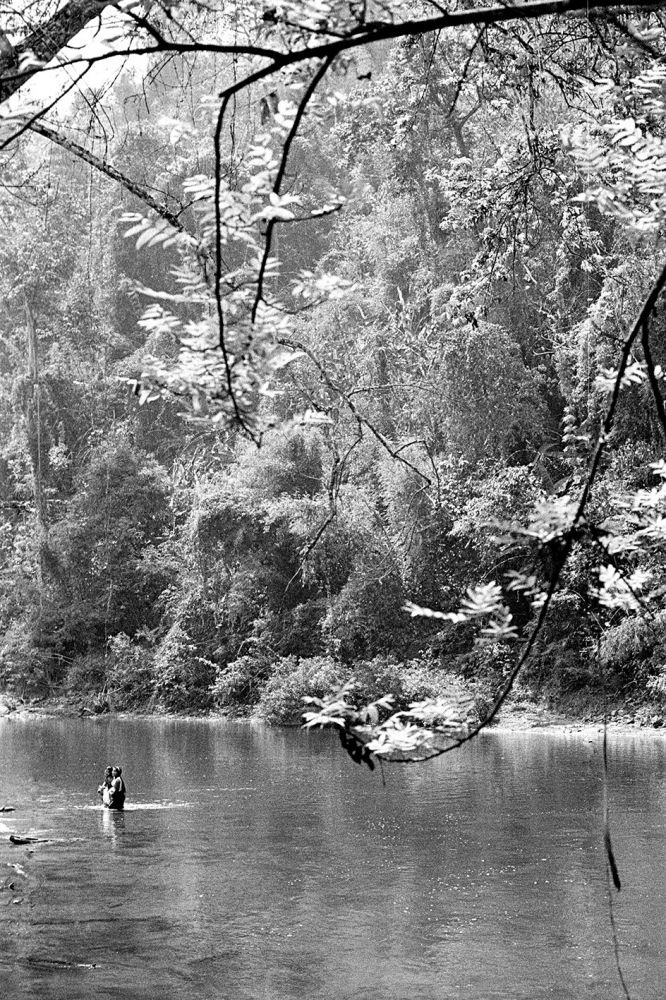 Paysage en voir et blanc du Nord du Laos