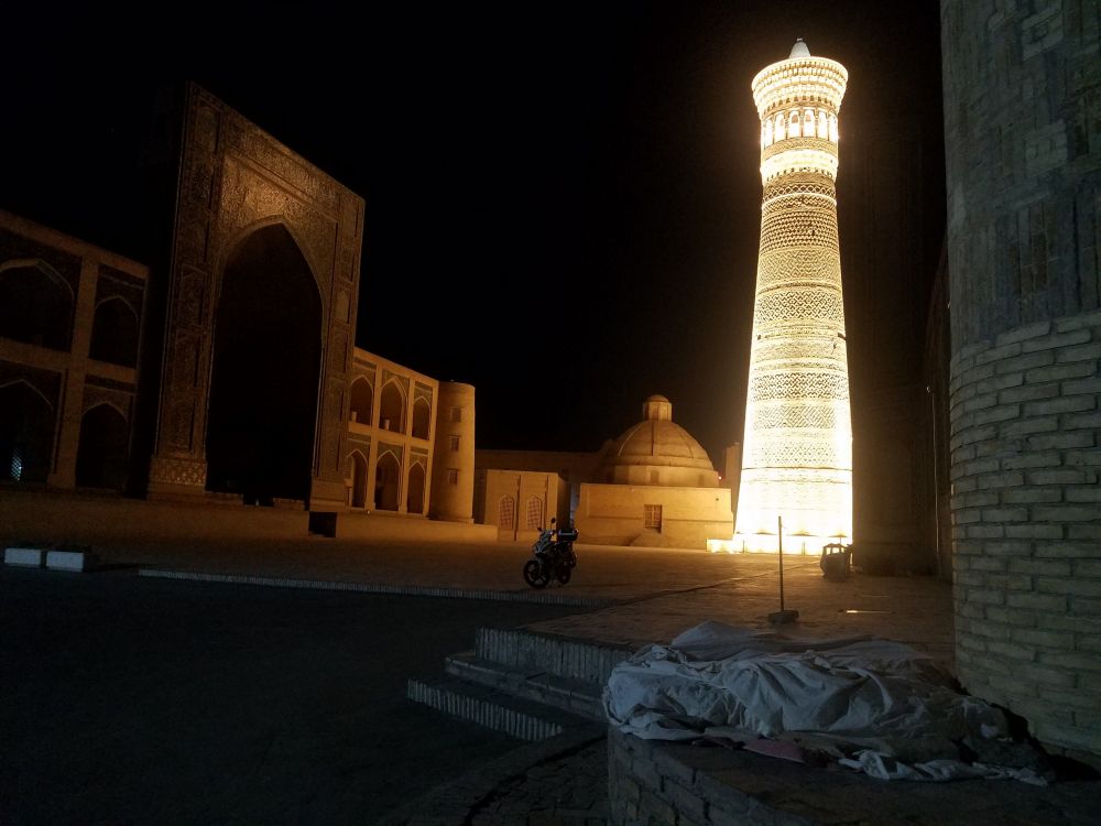 Boukhara, by night