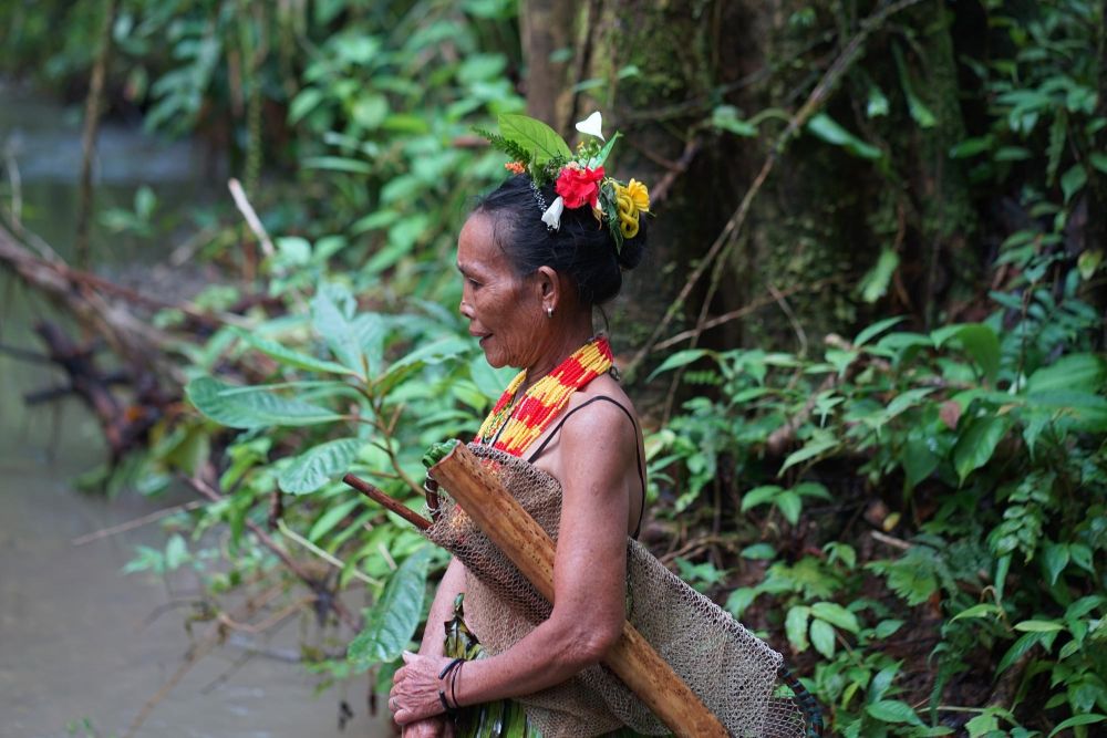 femme Mentawai