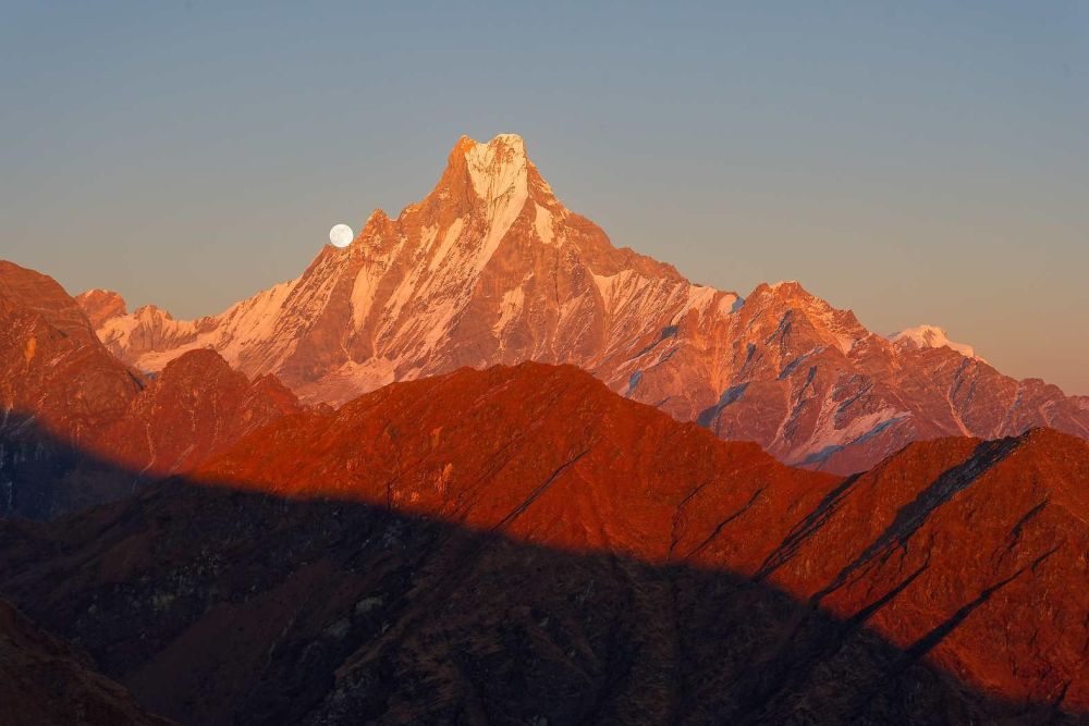 lever de lune sur le Machapuchare