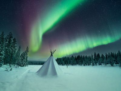 Un chalet sous les aurores boréales